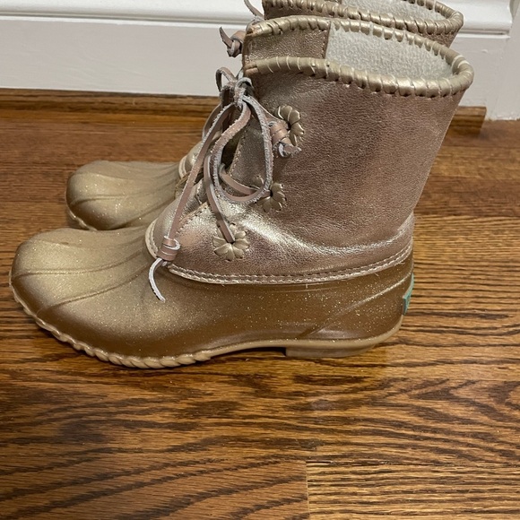 Jack Rogers Ladies Classic Gold Rain Boots Size 7 - Picture 3 of 10